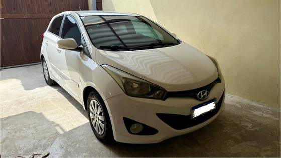 HYUNDAI HB20 1.6 COMFORT PLUS 16V FLEX 4P MANUAL HYUNDAI HB20 1.6 COMFORT PLUS 16V FLEX 4P MANUAL